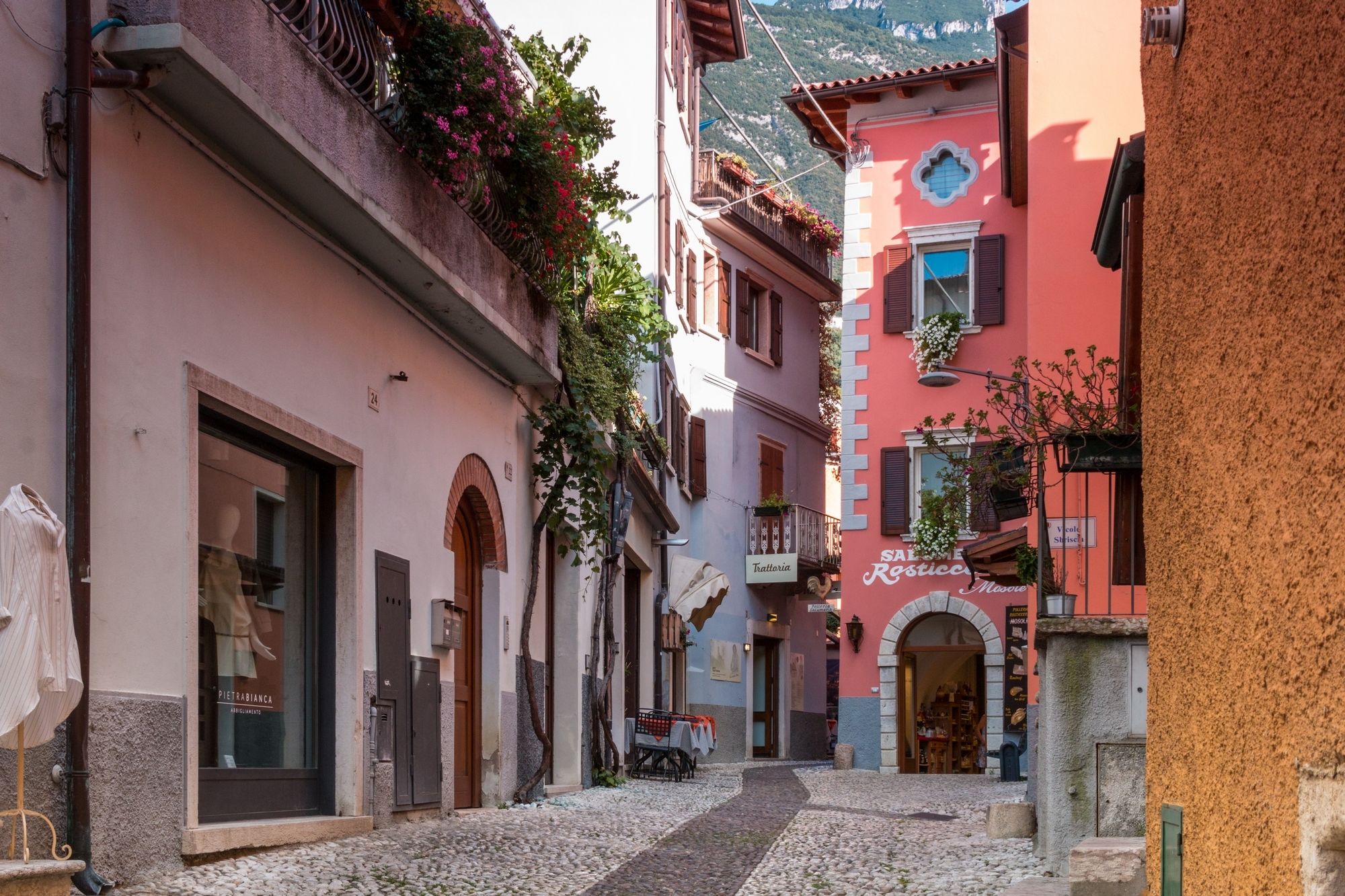 Hotel Dolomiti Malcesine Einrichtungen foto